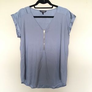 Silky Express with gold zipper detail